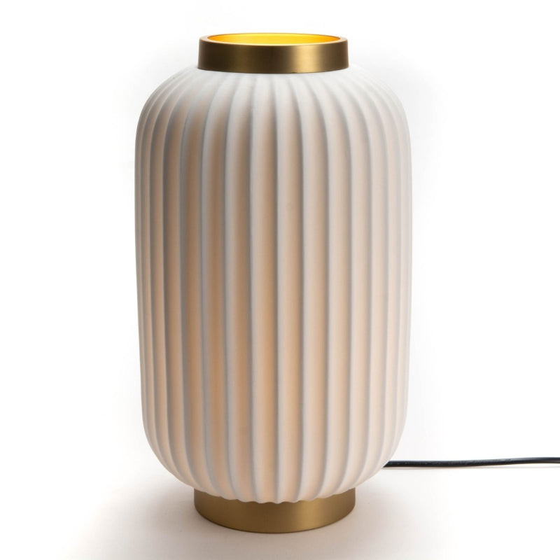 Luminaire en porcelaine dorée – maryse cuisine