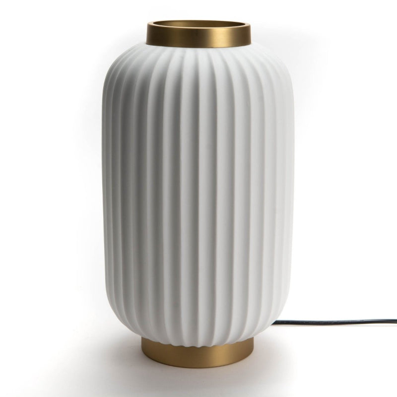 Luminaire en porcelaine dorée – maryse cuisine 1