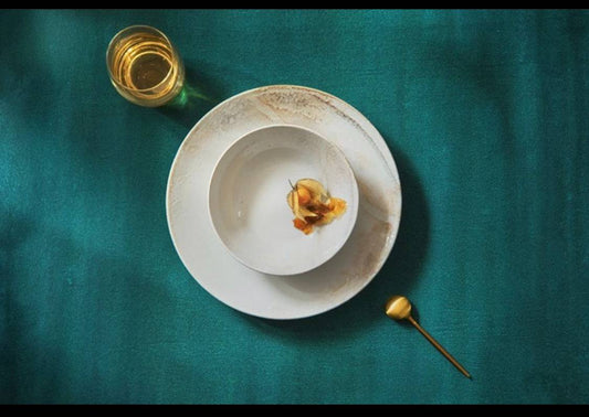 Assiette en Grès Marron Doré – Maryse cuisine